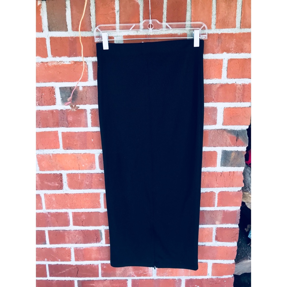 Long black skirt
